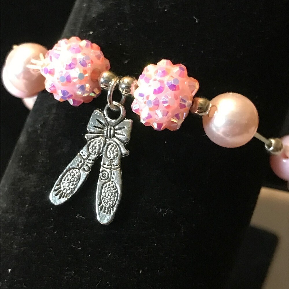 Paparazzi Pink Bead Ballet Slipper Stretch Charm Bracelet - Picture 2 of 3